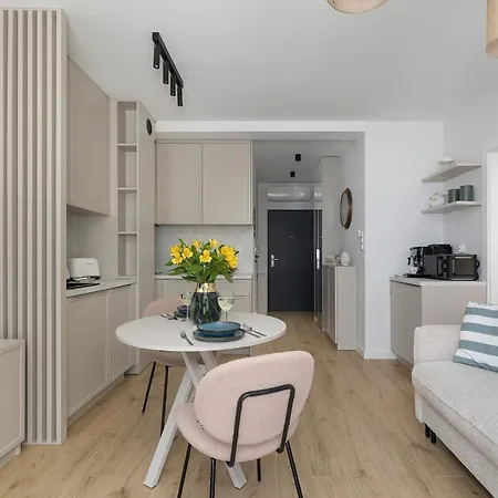 Apartament Stylowy Z Tarasem I Parkingiem Blisko Plaży By Renters Międzywodzie